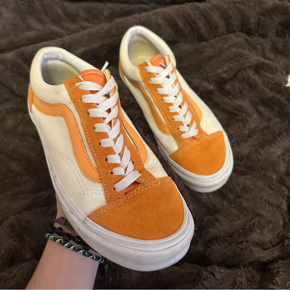 Women’s vans